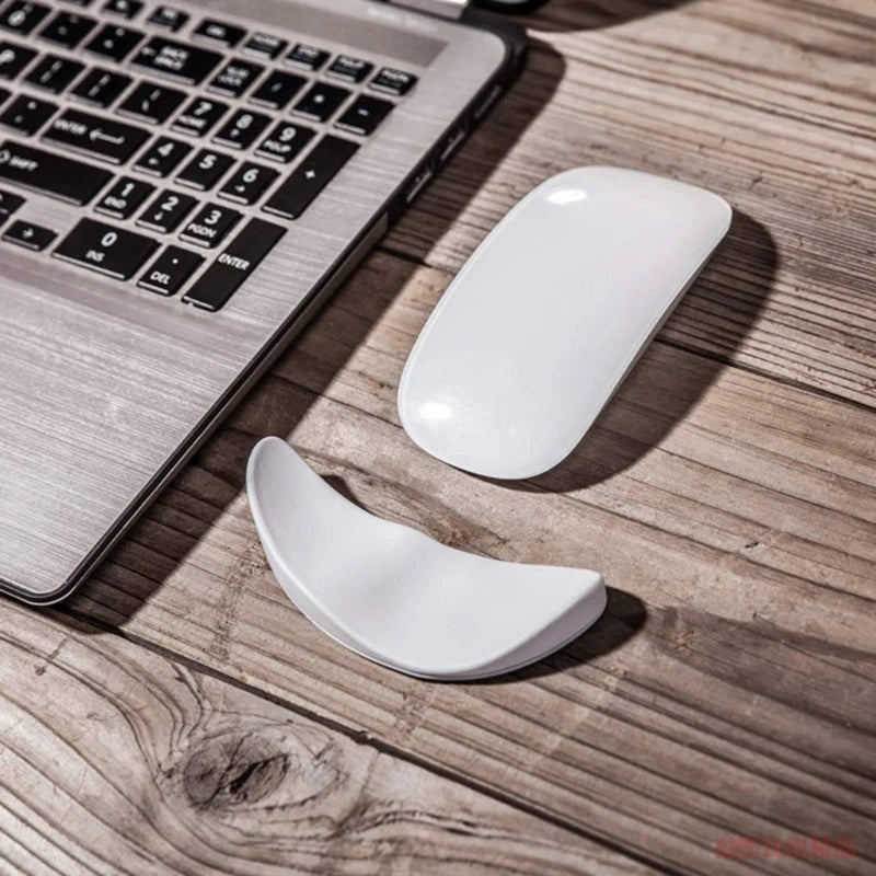 Silicone Wrist Rest – Ergonomic Mouse Pad Support for Pain Relief