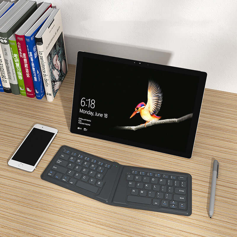 Universal Folding Bluetooth Keyboard for iPad & Tablets